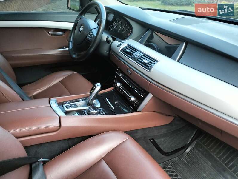 Седан BMW 5 Series 2013 в Рава-Русской