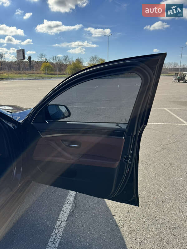 Седан BMW 5 Series 2015 в Полтаве фото 21 Седан BMW 5 Series 2015 в Полтаве