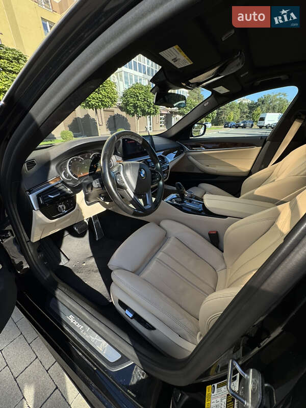 Седан BMW 5 Series 2019 в Киеве