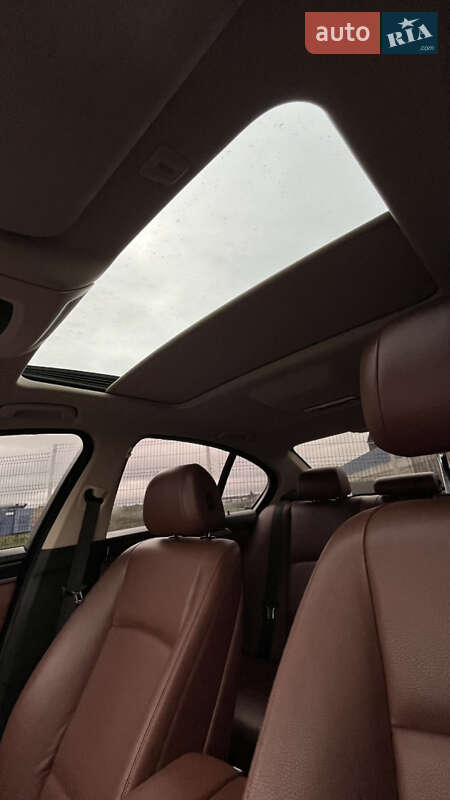 Седан BMW 5 Series 2016 в Виннице