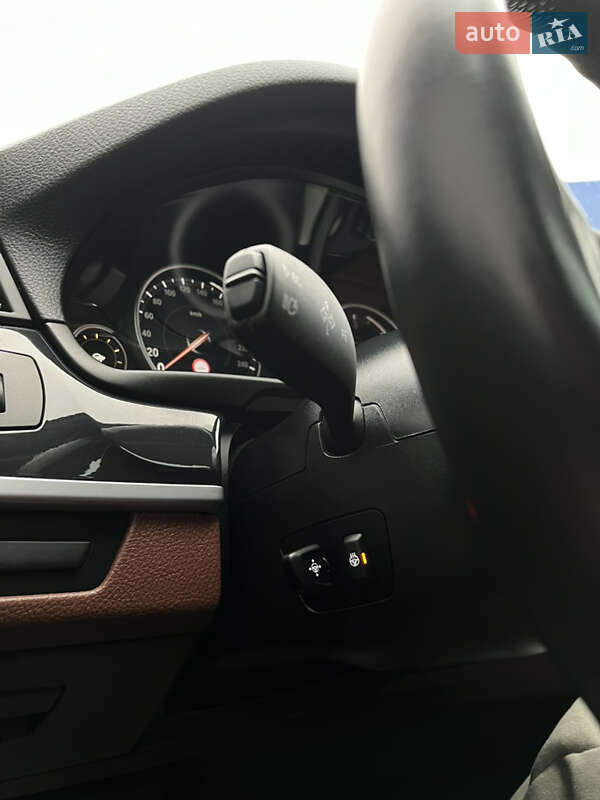 Седан BMW 5 Series 2016 в Виннице