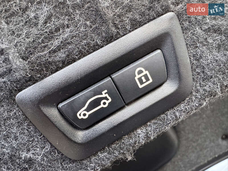 Седан BMW 5 Series 2013 в Днепре