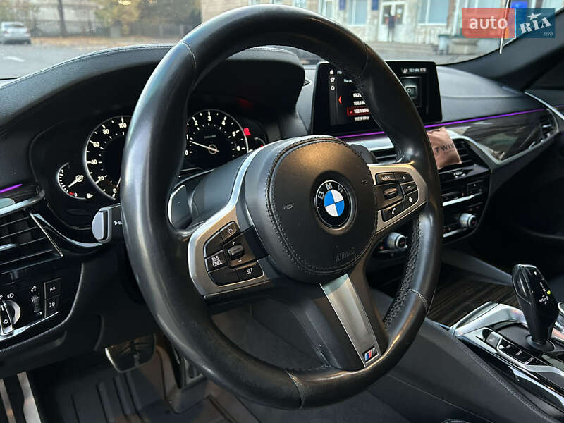 Седан BMW 5 Series 2017 в Николаеве