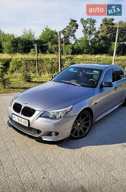 Седан BMW 5 Series 2004 в Львове