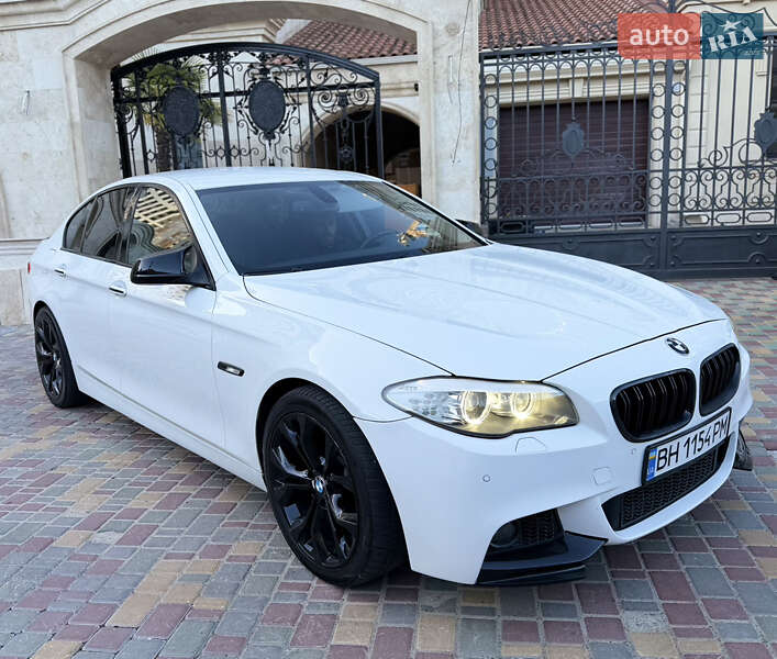 Седан BMW 5 Series 2010 в Одессе