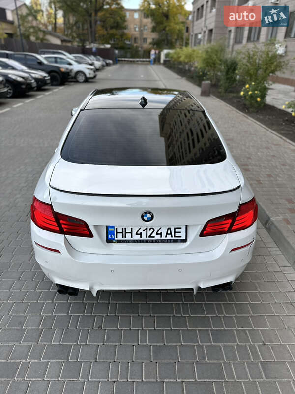 Седан BMW 5 Series 2011 в Одессе