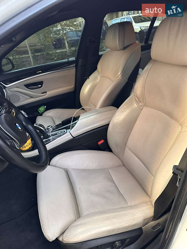 Седан BMW 5 Series 2011 в Одессе