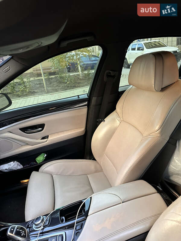 Седан BMW 5 Series 2011 в Одессе
