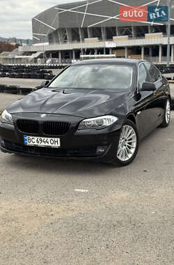 Седан BMW 5 Series 2012 в Львові
