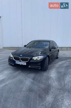 Седан BMW 5 Series 2013 в Коростене