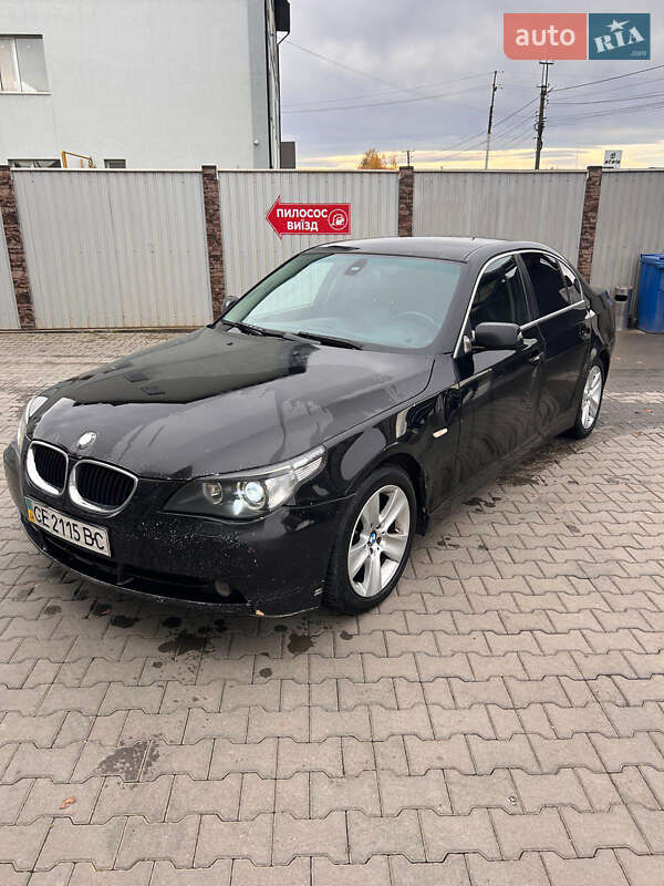 Седан BMW 5 Series 2004 в Черновцах