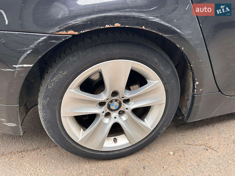 Седан BMW 5 Series 2004 в Черновцах