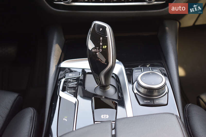 Седан BMW 5 Series 2019 в Киеве