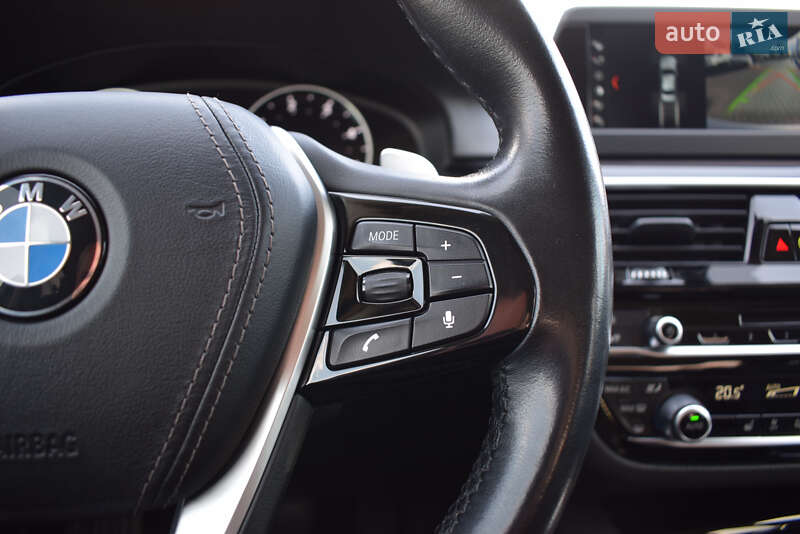 Седан BMW 5 Series 2019 в Киеве