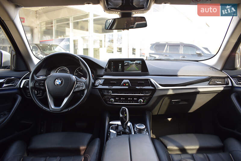 Седан BMW 5 Series 2019 в Киеве