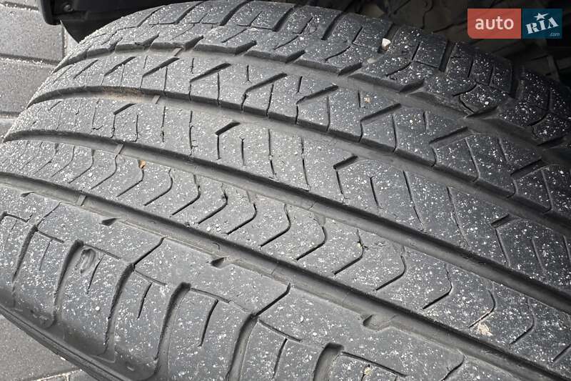 Седан BMW 5 Series 2014 в Виннице