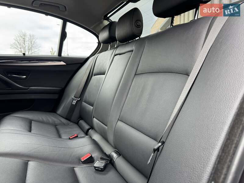 Седан BMW 5 Series 2014 в Виннице