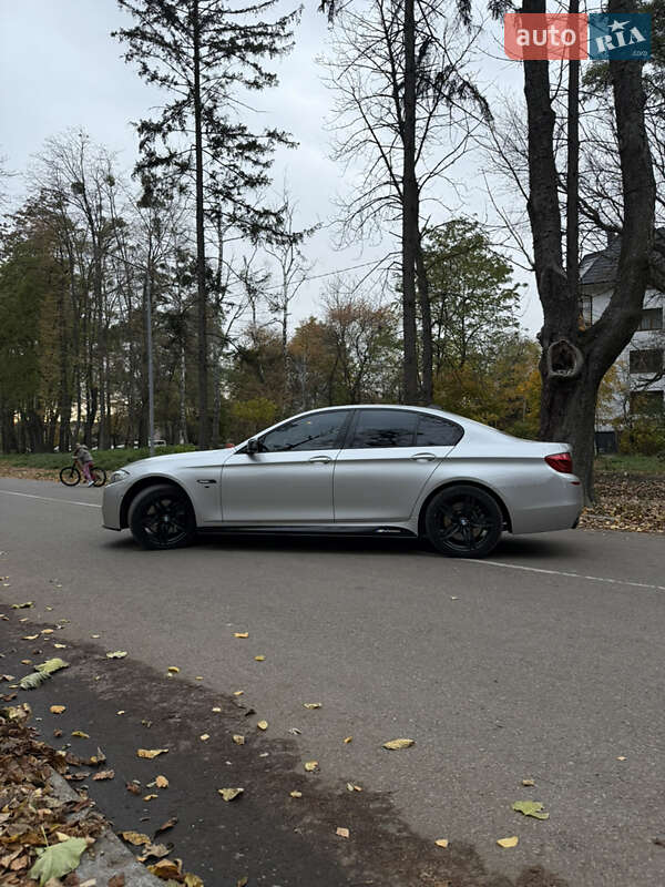 Седан BMW 5 Series 2011 в Черновцах