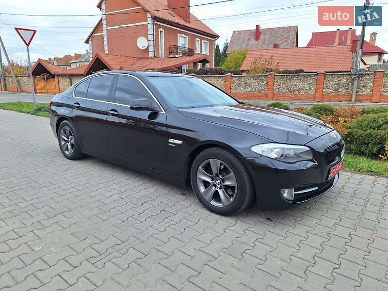 Седан BMW 5 Series 2012 в Луцке