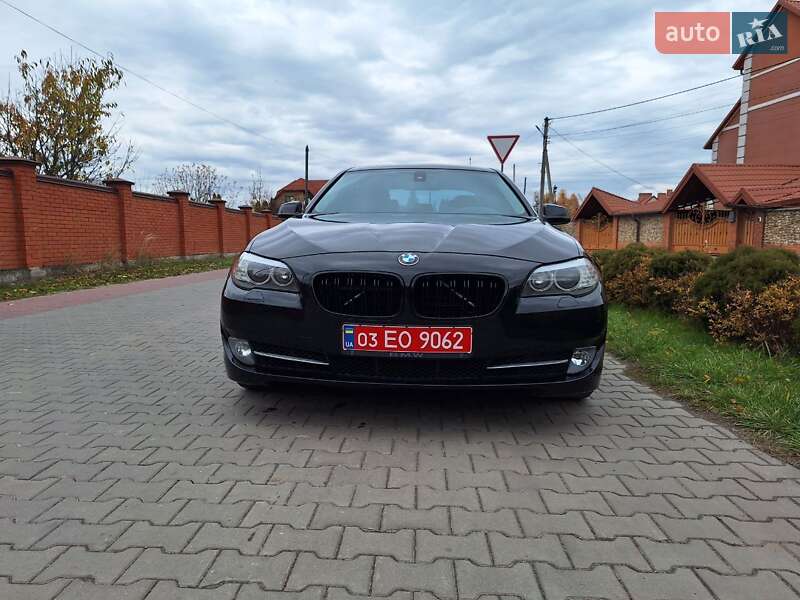 Седан BMW 5 Series 2012 в Луцке