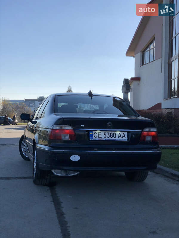 Седан BMW 5 Series 2000 в Львове