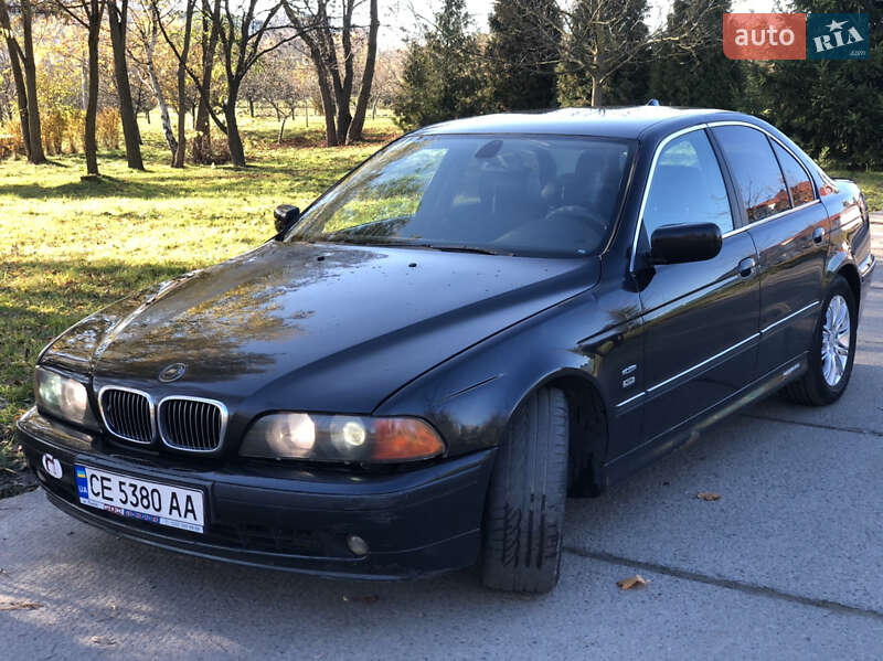 Седан BMW 5 Series 2000 в Львове