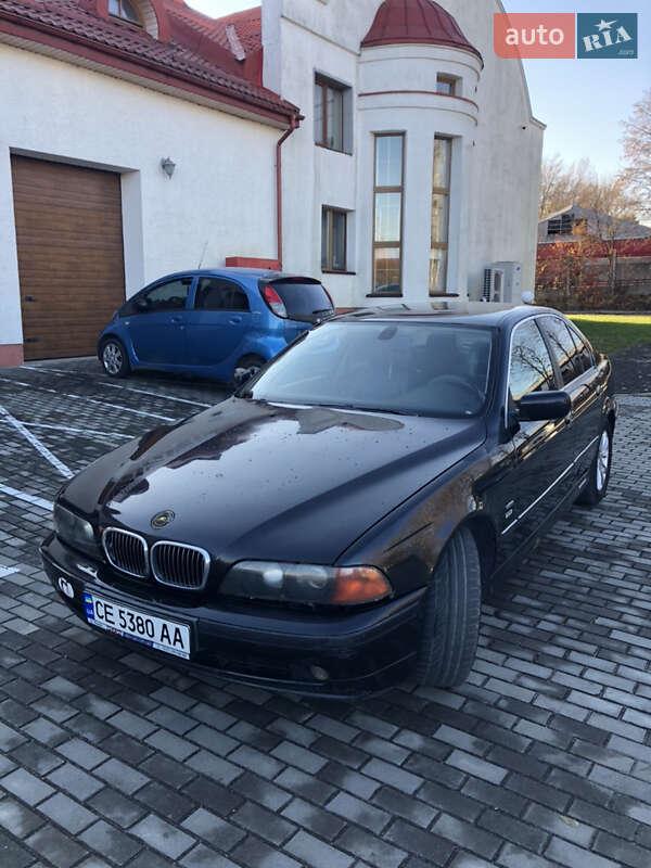 Седан BMW 5 Series 2000 в Львове