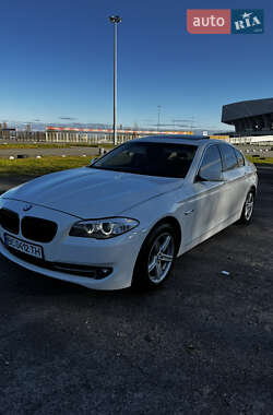 Седан BMW 5 Series 2011 в Львове