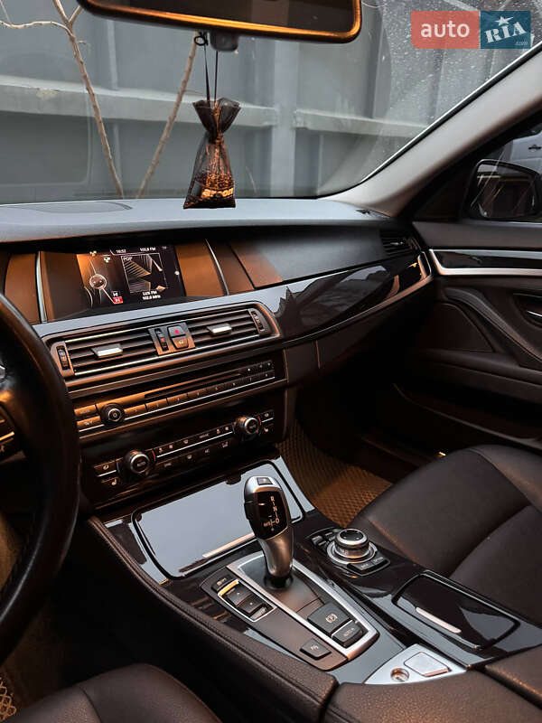 Седан BMW 5 Series 2016 в Ивано-Франковске