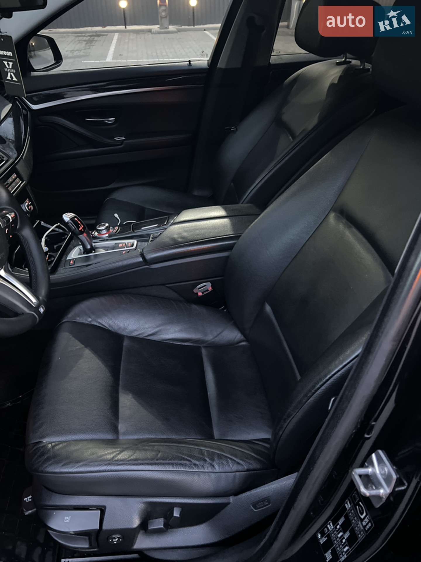 2010 BMW 5er - мініатюра 17