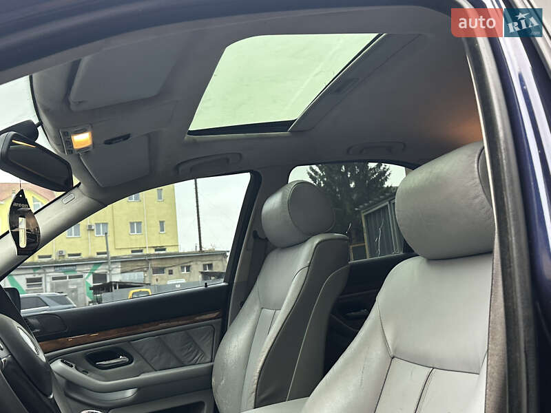 Седан BMW 5 Series 2001 в Тульчині