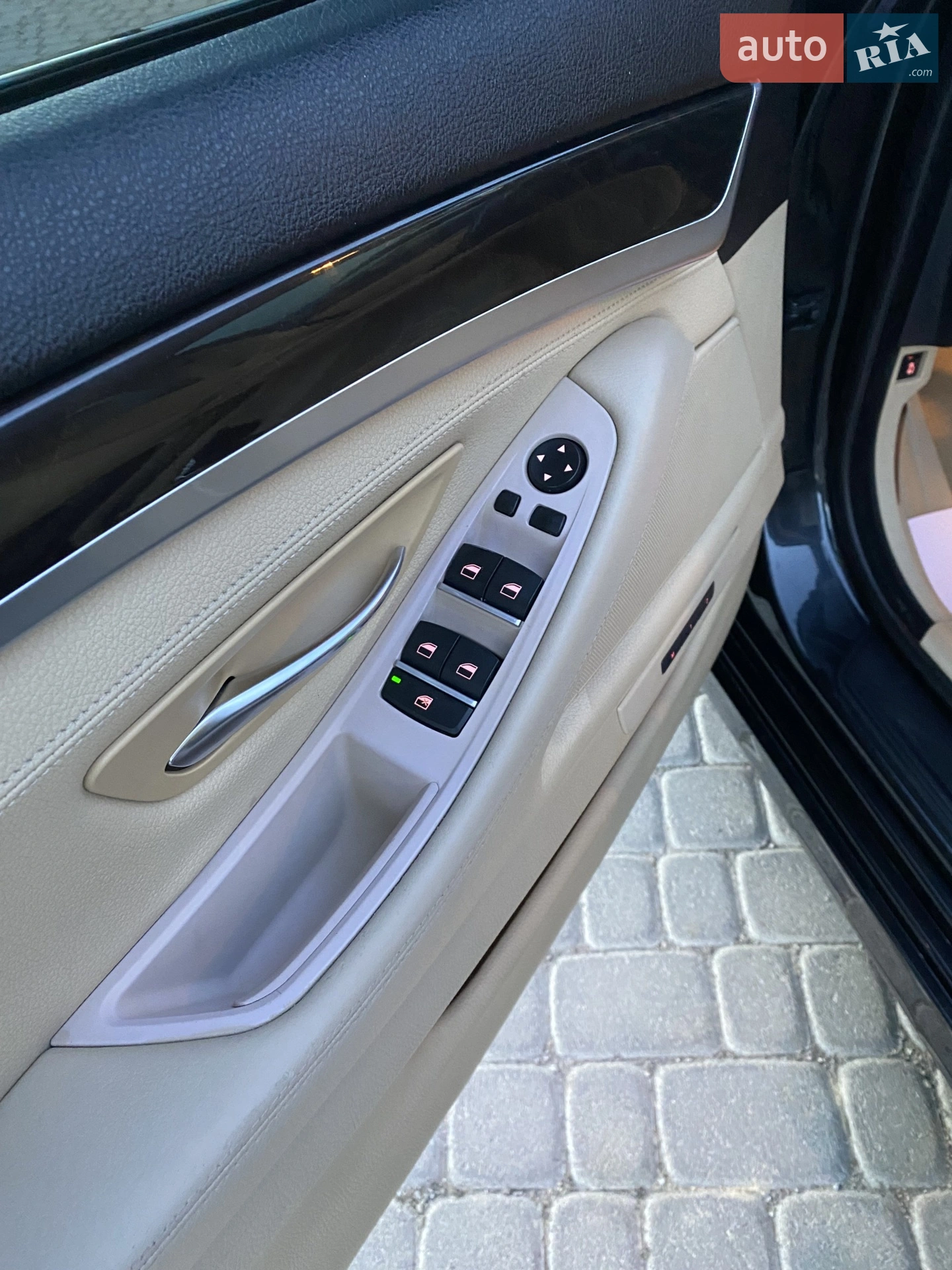 2012 BMW 5er - мініатюра 10