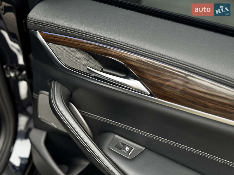 Седан BMW 5 Series 2017 в Житомире