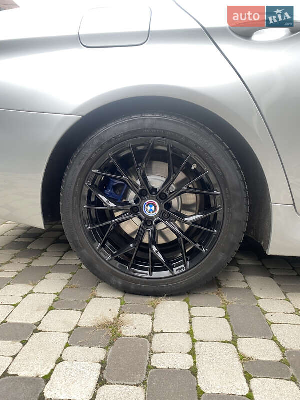 Седан BMW 5 Series 2014 в Киеве