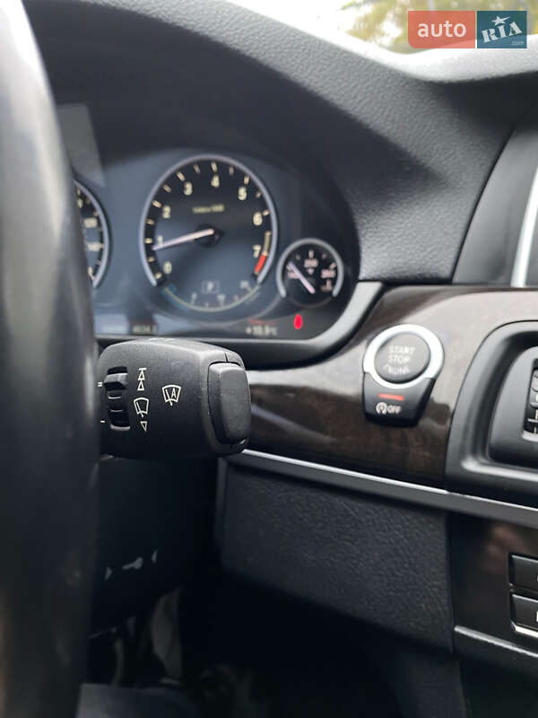 Седан BMW 5 Series 2014 в Киеве