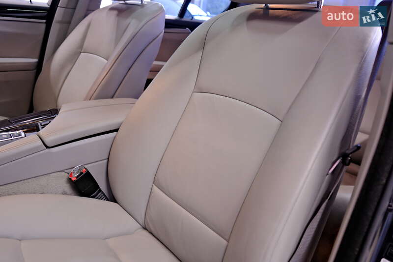 Седан BMW 5 Series 2013 в Одессе