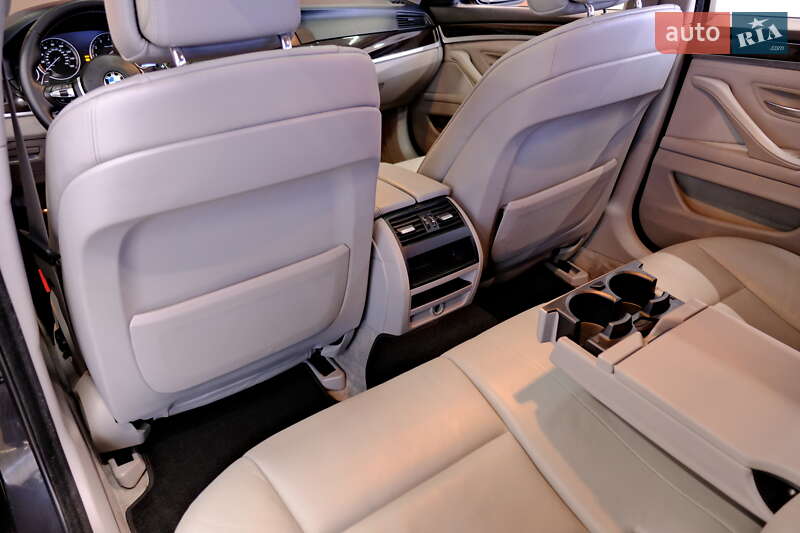 Седан BMW 5 Series 2013 в Одессе