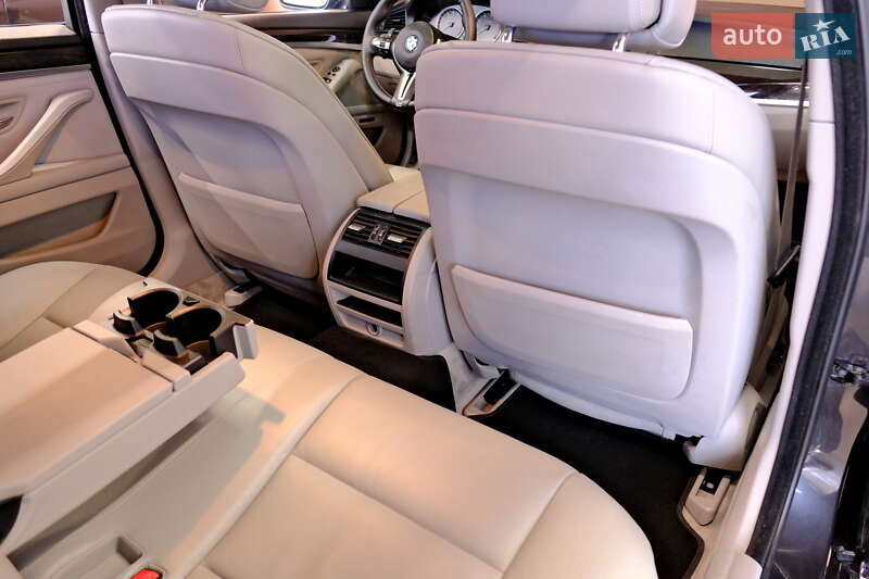 Седан BMW 5 Series 2013 в Одессе