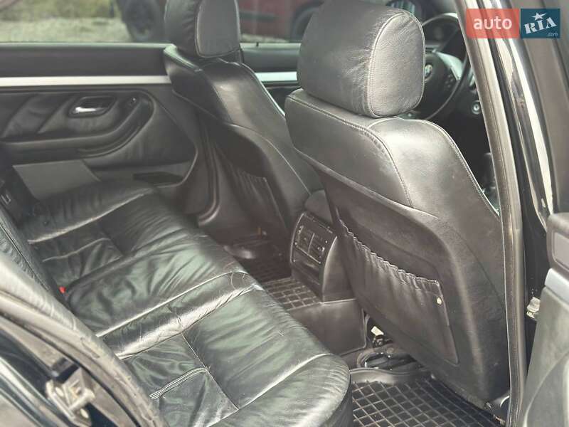 Седан BMW 5 Series 2001 в Харькове