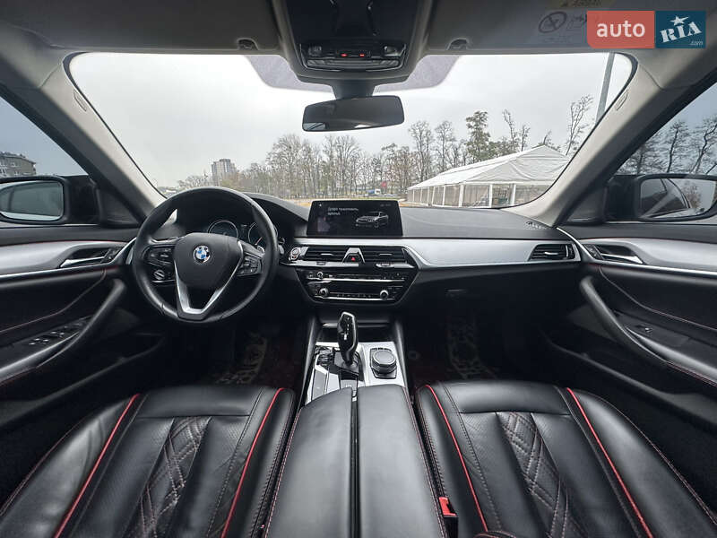 Седан BMW 5 Series 2017 в Киеве