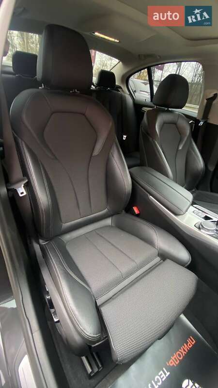 Седан BMW 5 Series 2017 в Виннице фото 39 Седан BMW 5 Series 2017 в Виннице