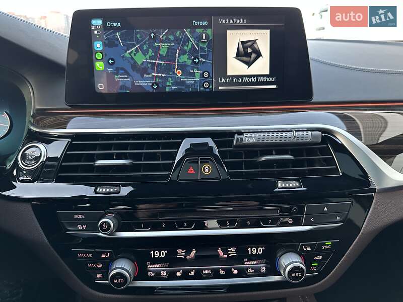 Седан BMW 5 Series 2018 в Львове