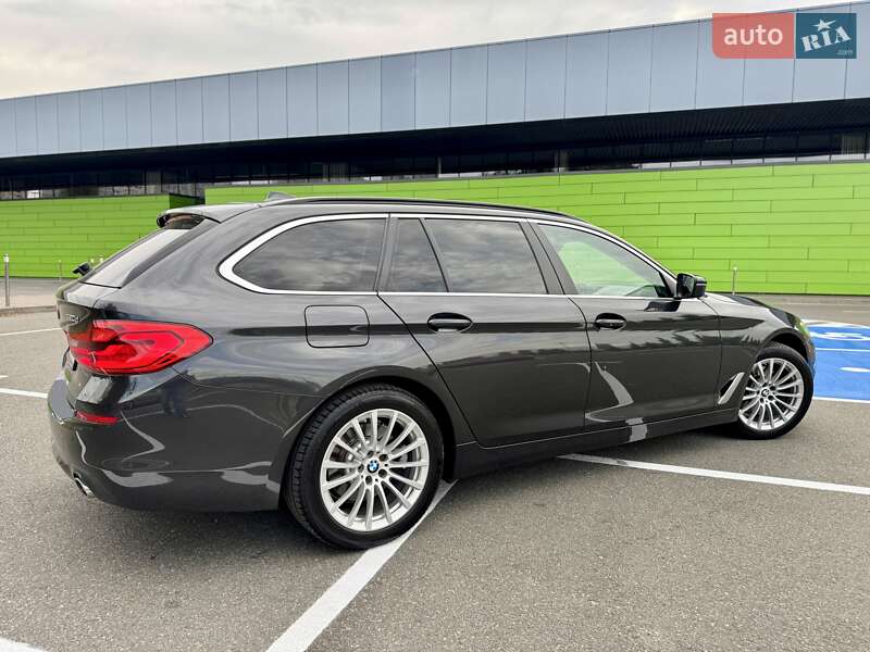 Універсал BMW 5 Series 2017 в Києві фото 16 Універсал BMW 5 Series 2017 в Києві