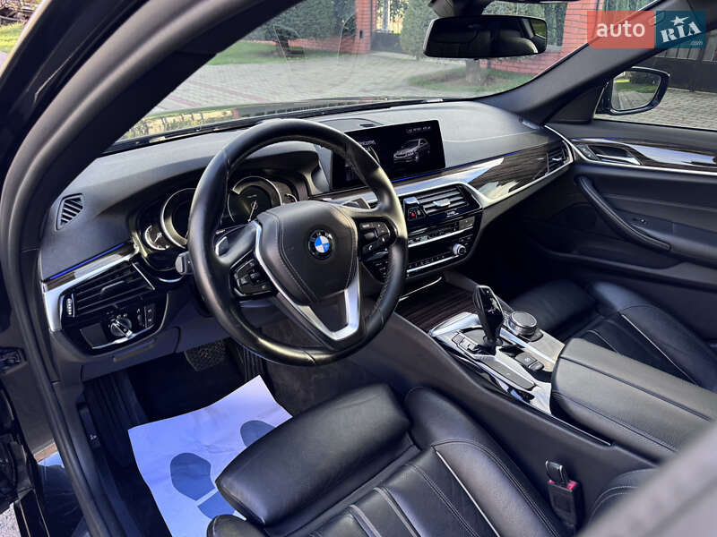 Седан BMW 5 Series 2019 в Луцьку фото 20 Седан BMW 5 Series 2019 в Луцьку