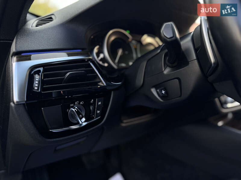 Седан BMW 5 Series 2019 в Луцьку фото 29 Седан BMW 5 Series 2019 в Луцьку