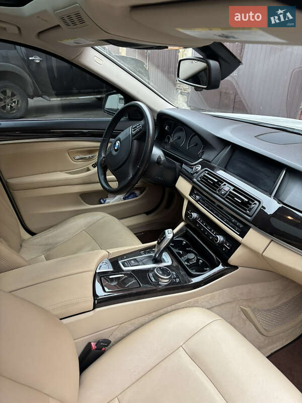 Седан BMW 5 Series 2014 в Харькове