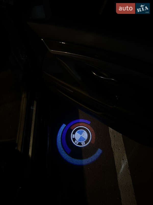 Седан BMW 5 Series 2012 в Умани фото 66 Седан BMW 5 Series 2012 в Умани