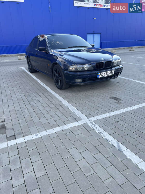 Седан BMW 5 Series 1997 в Виннице
