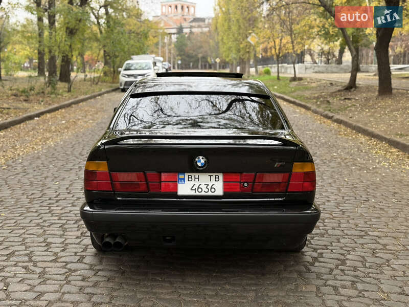 Седан BMW 5 Series 1990 в Николаеве