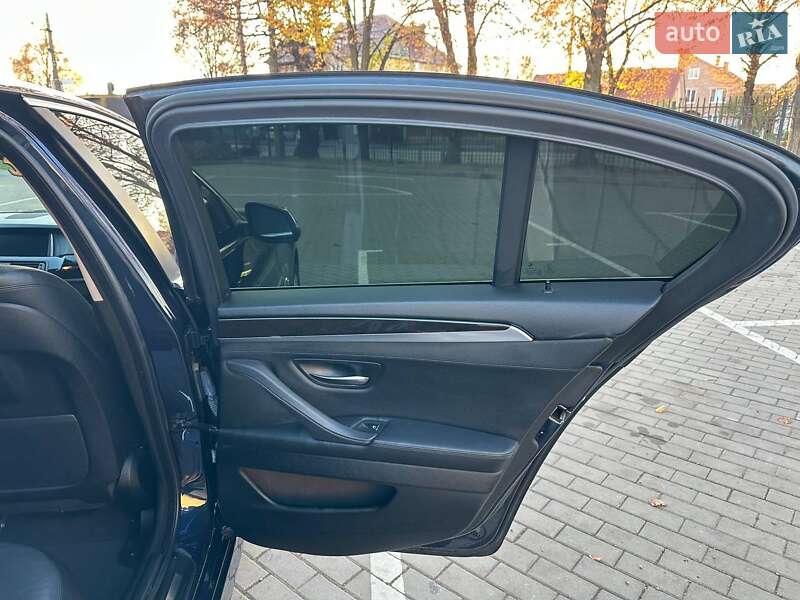 Седан BMW 5 Series 2015 в Луцке